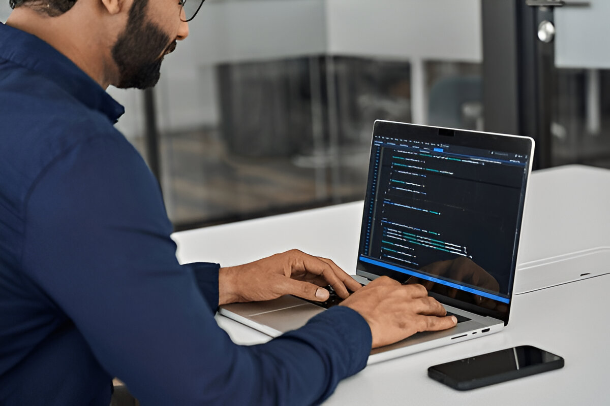 Why You Should Hire UAE Web Development Experts to Drive Business Growth